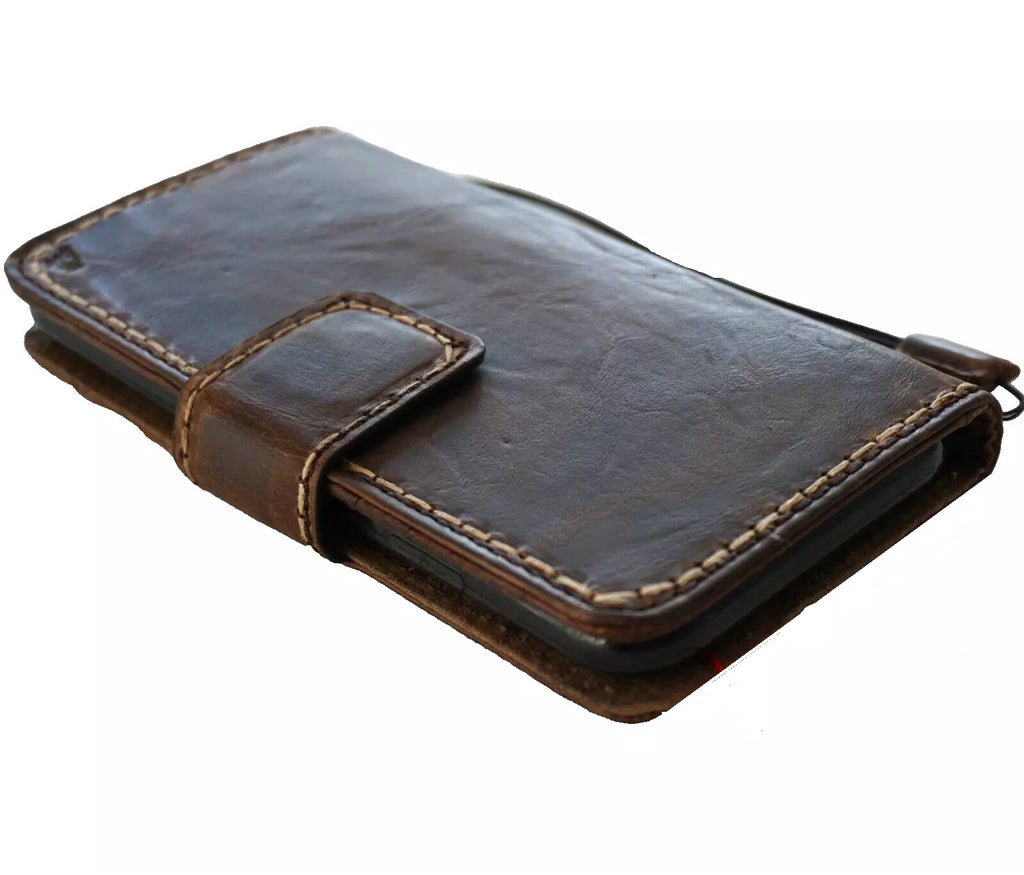 Handmade leather phone case for iPhone 13-16 Pro Max with removable wallet and magnetic closure, by DAVISCASE.
