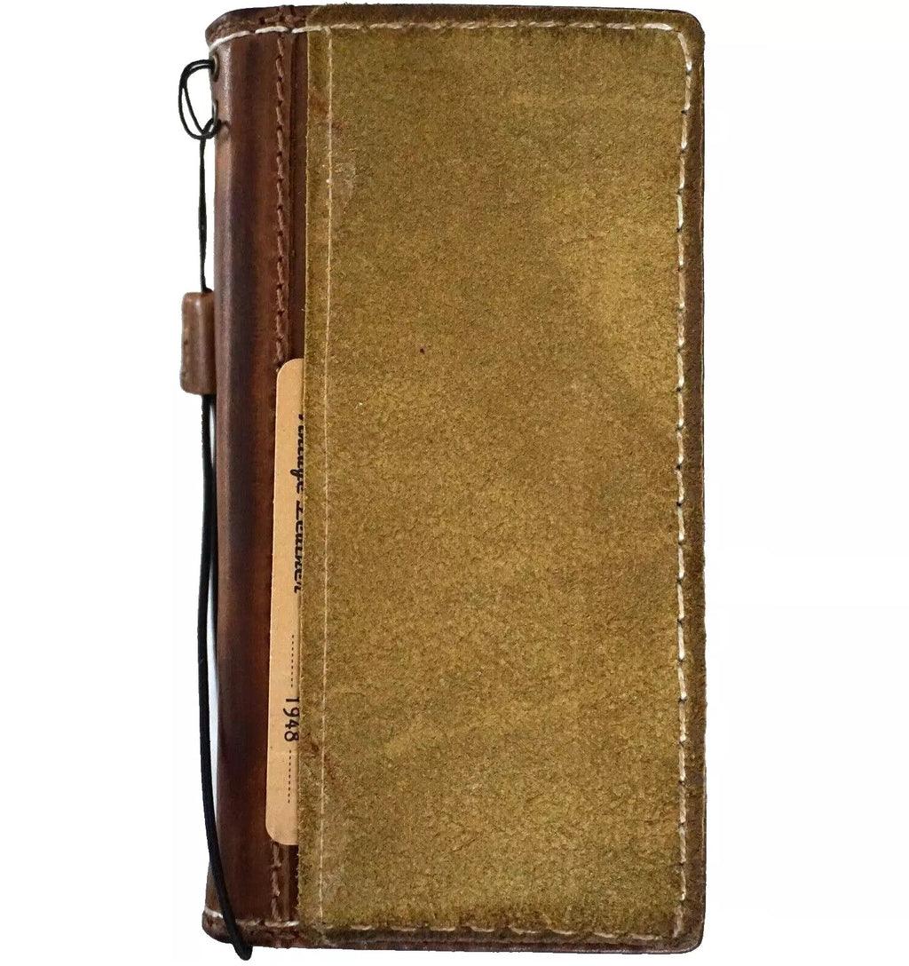 Handmade green genuine leather wallet case for iPhone 13, 12, 14, 15, 16 Pro Max with removable wallet feature, by DAVISCASE.