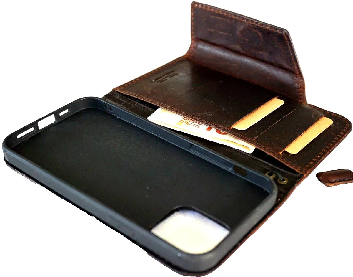 Handmade DAVISCASE leather phone case with vintage Tree of Life design for iPhone models, full-grain leather, magnetic closure.