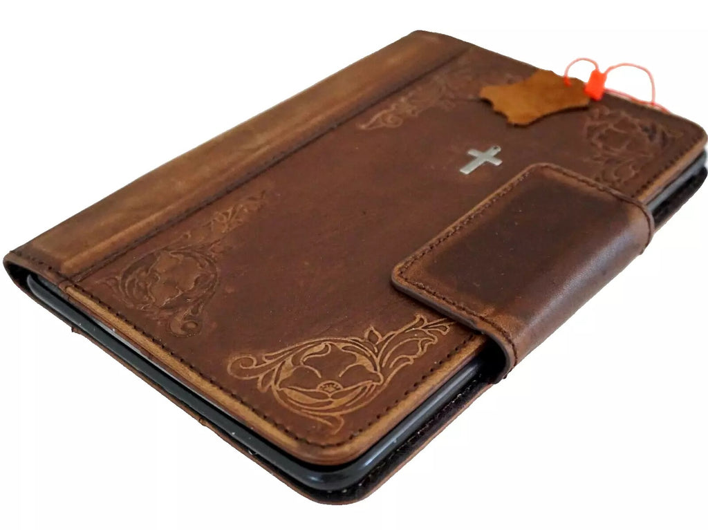 Genuine leather handmade case for Apple iPad Mini 7, 6, 5, 4, 3 Pro cover by DAVISCASE, with luxury design and cross pattern.