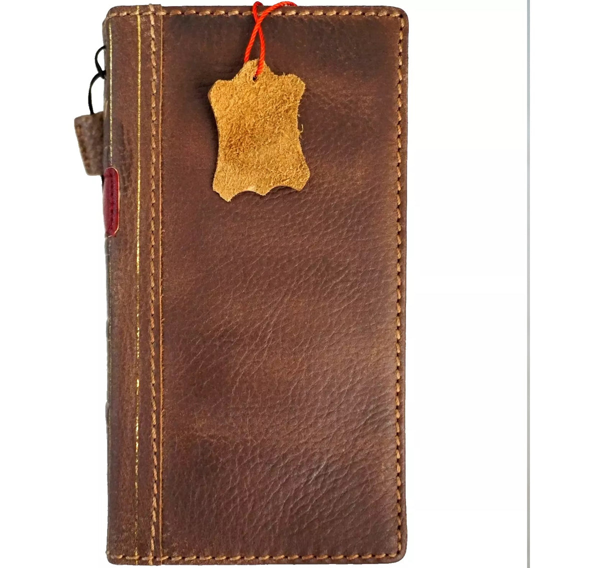 Genuine leather Google Pixel phone case by DAVISCASE, vintage book-style wallet cover for Pixel 10, 9, 8A, 7A, 6A models.