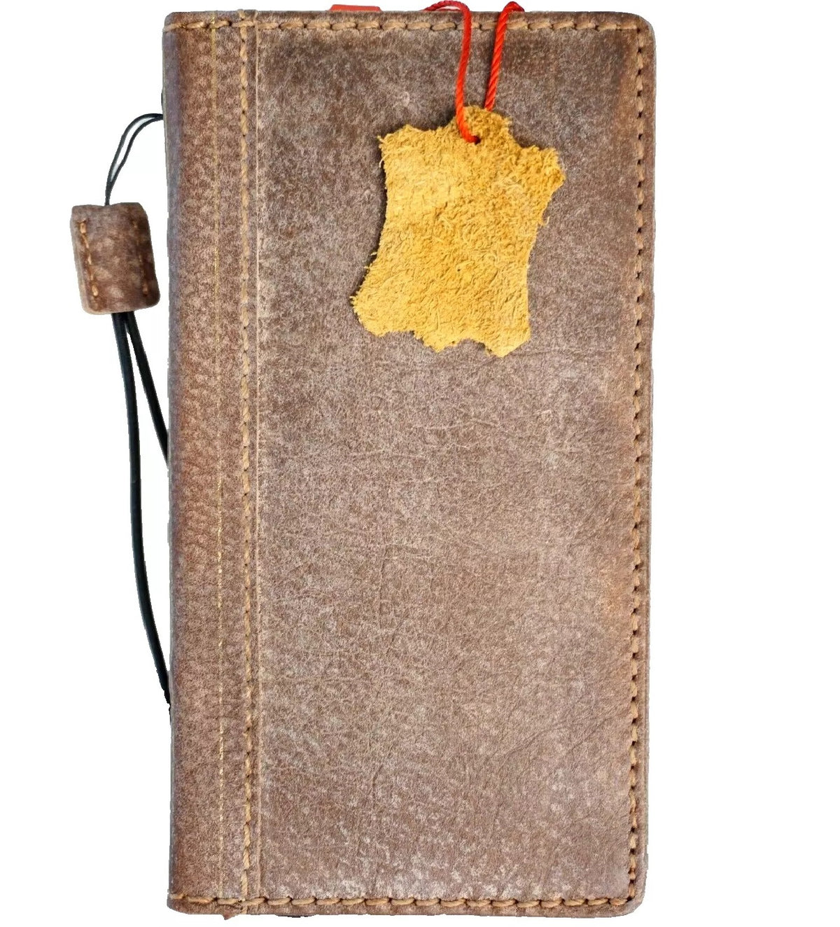 Handmade genuine leather phone case for iPhone 11 to 16 Pro Max, vintage style with wallet and art details by DAVISCASE.
