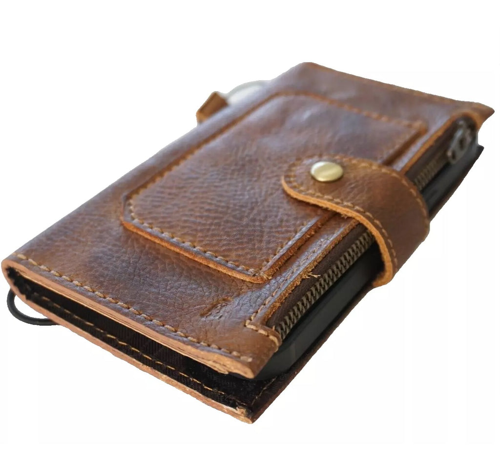 Genuine leather Google Pixel case by DAVISCASE featuring fold book wallet design with zip, compatible with Pixel 10, 9, 8A, and XL models.