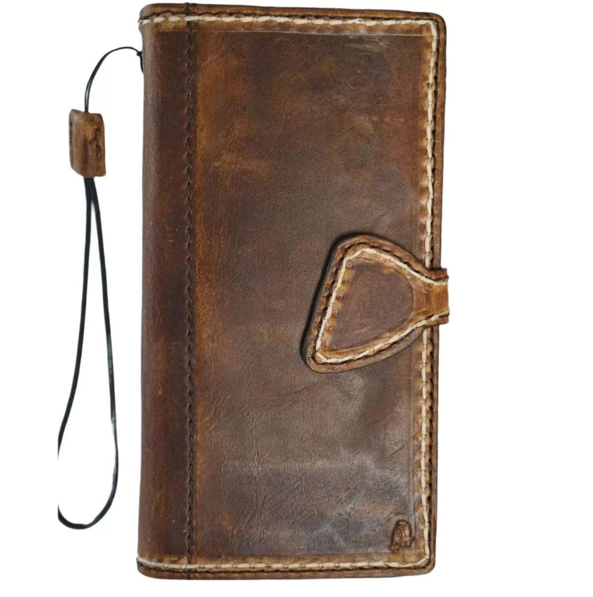 Handmade genuine leather wallet phone case for iPhone models, featuring magnetic sew details and hand-oiled finish by DAVISCASE.