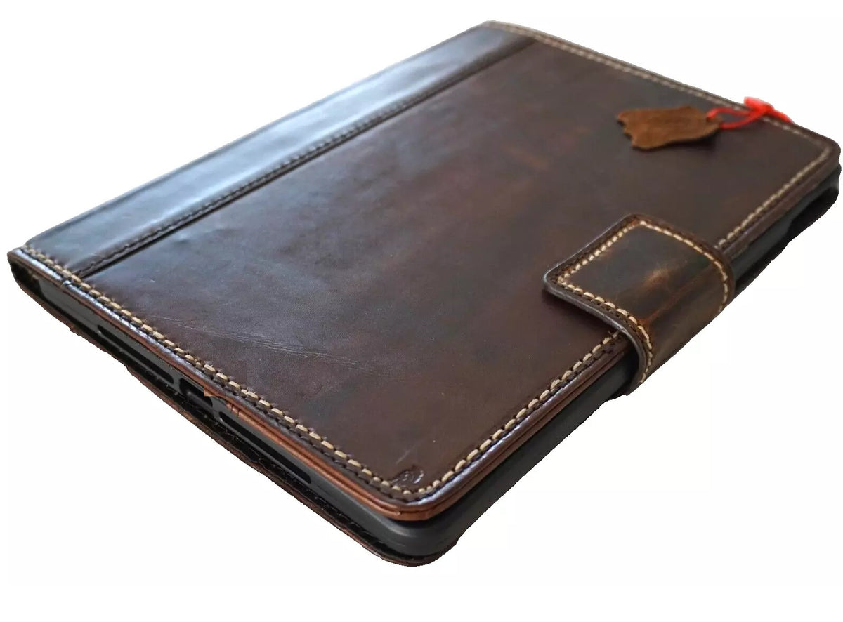 Genuine leather iPad case for 10.2, 10.5, 10.9, 11, 13 Pro and Air models with thick seam design, compatible with multiple iPad versions.