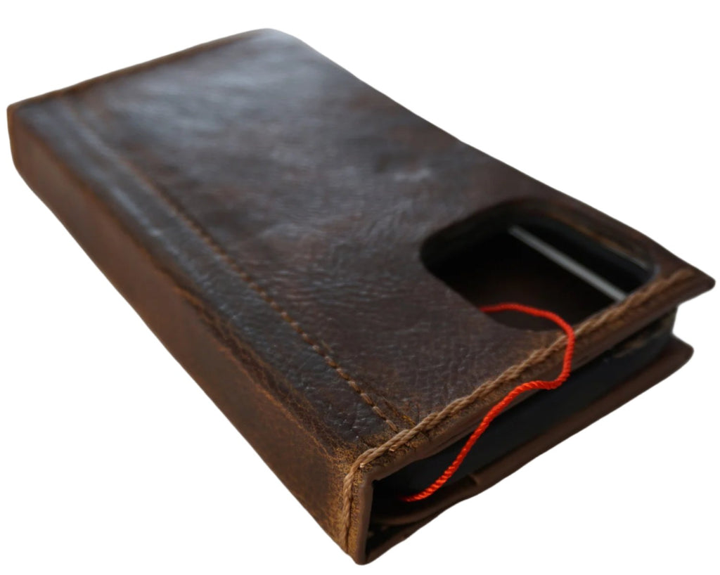 Handmade genuine leather phone case for Asus Zenfone 11 Ultra by DAVISCASE, featuring a book wallet design with soft leather finish.