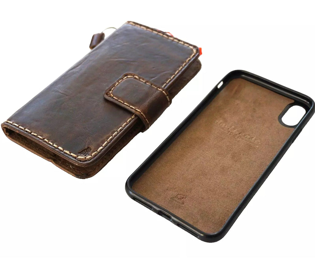Handmade genuine leather phone case for iPhone models with removable wallet and magnetic closure, by DAVISCASE.