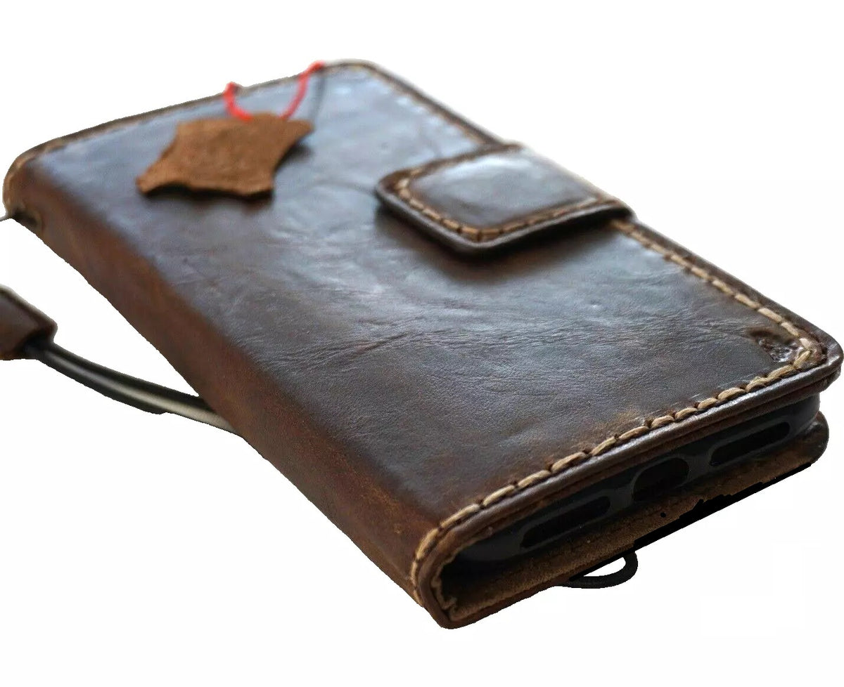 Handmade genuine leather phone case for iPhone 13-16 Pro Max with removable wallet, magnetic closure, by DAVISCASE.