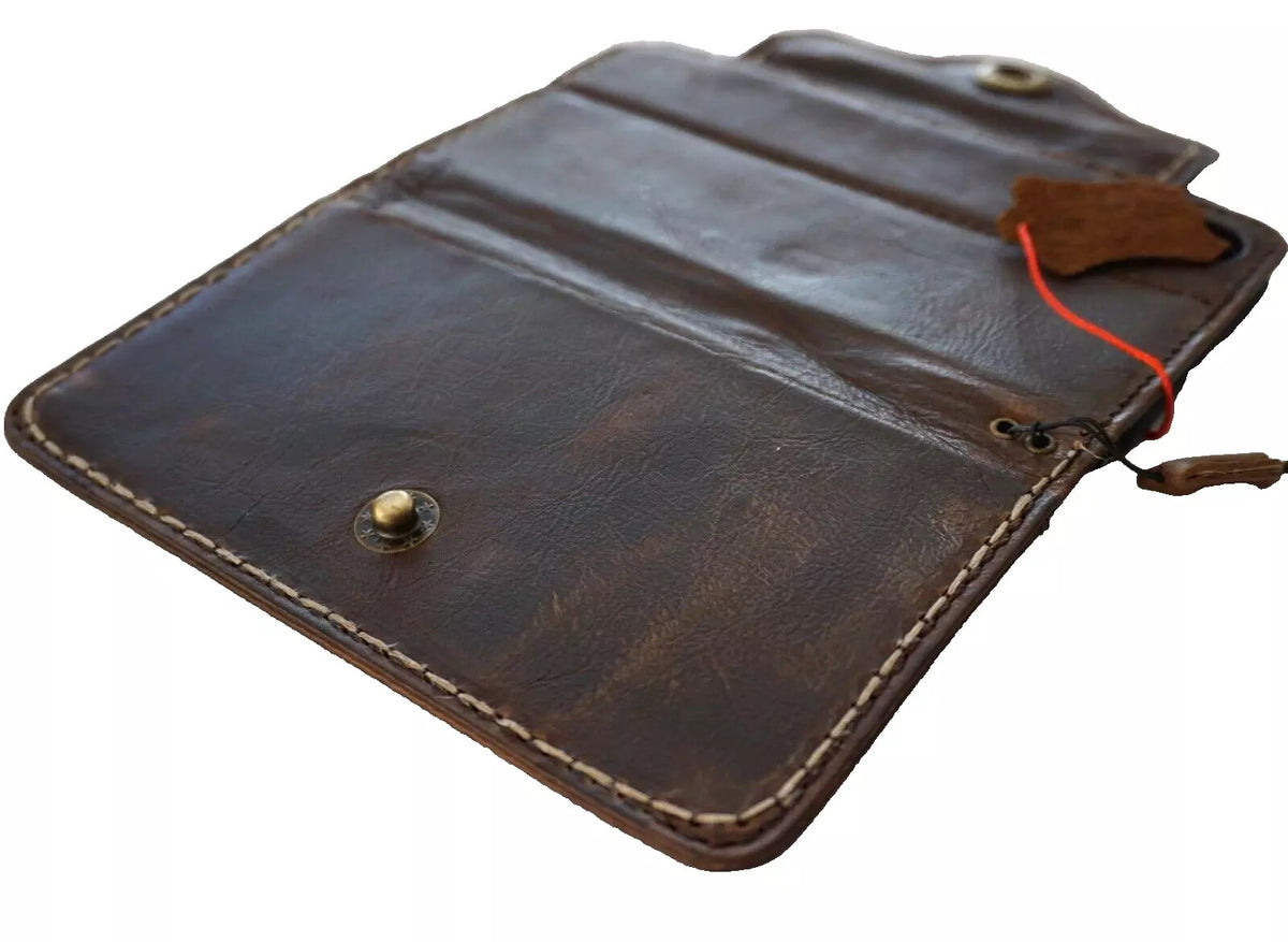 Handmade genuine leather phone case for iPhone 13-17 Pro Max, Air, SE, with wallet, magnetic closure, and sew hand button by DAVISCASE
