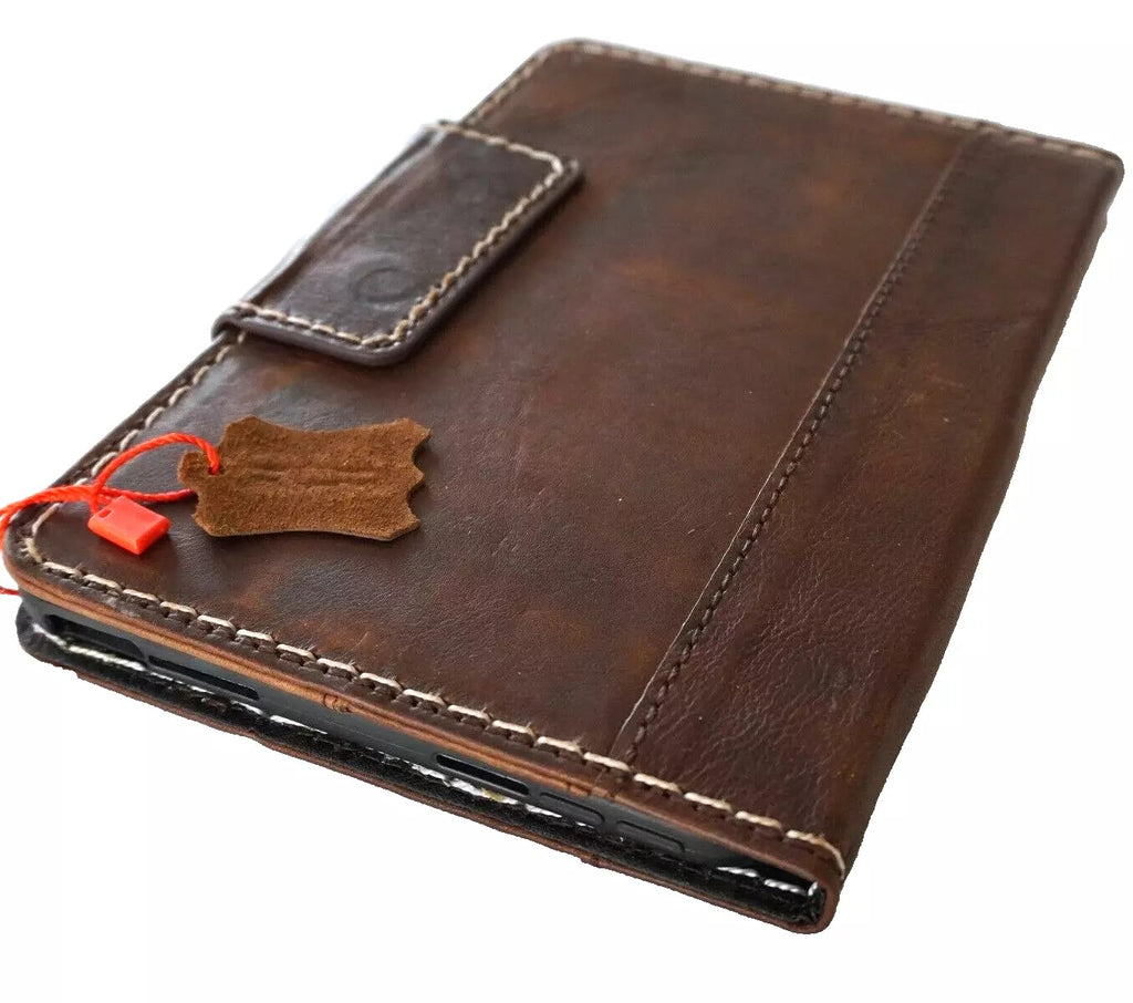 Genuine leather case for Apple iPad Mini 6, 5, 4, 3 Pro by DAVISCASE, handcrafted, with detailed stitching and slim design.