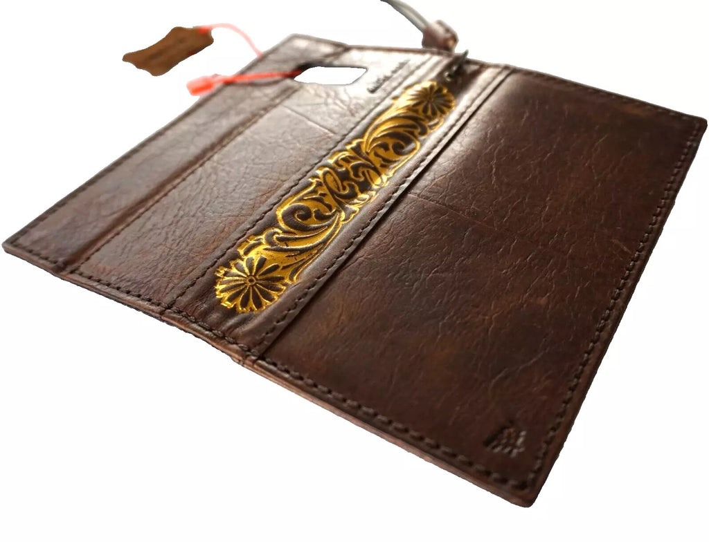 Handmade genuine leather wallet case for Galaxy Z Fold 3-7 by DAVISCASE, with gold stamp art and crafted details.