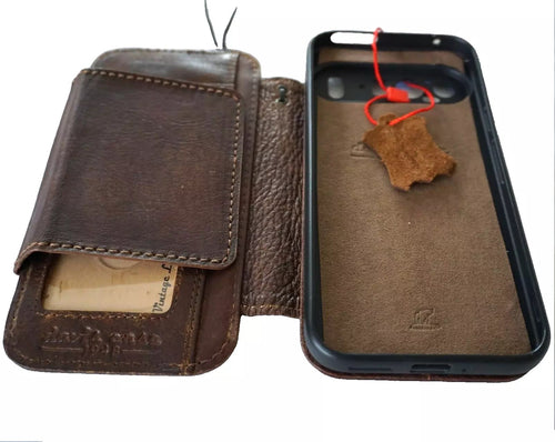 Genuine leather Google Pixel Fold case by DAVISCASE with wallet design, book closure, and removable holder for Pixel 7A 8A 6 series