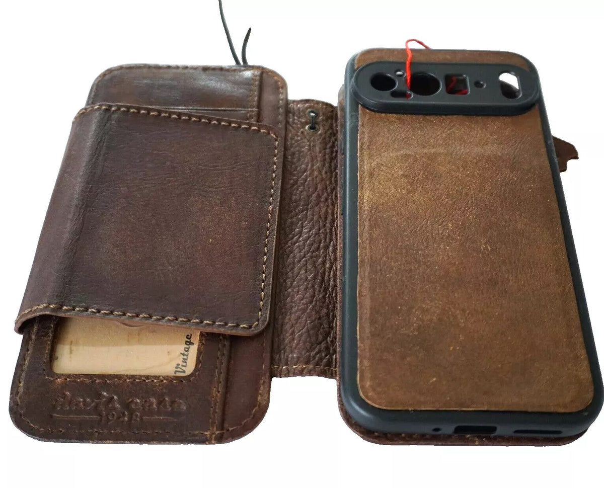 Genuine leather Google Pixel Fold case by DAVISCASE, book wallet style with closure, retro design, removable holder for models 7A 8A 7 8 9 pro XL.