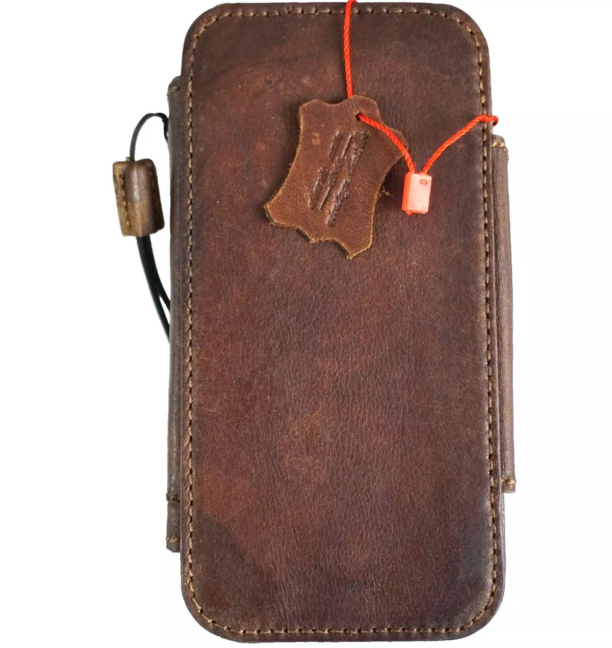 Genuine leather Google Pixel Fold case by DAVISCASE with wallet-style design, book closure, and removable holder in a retro look.