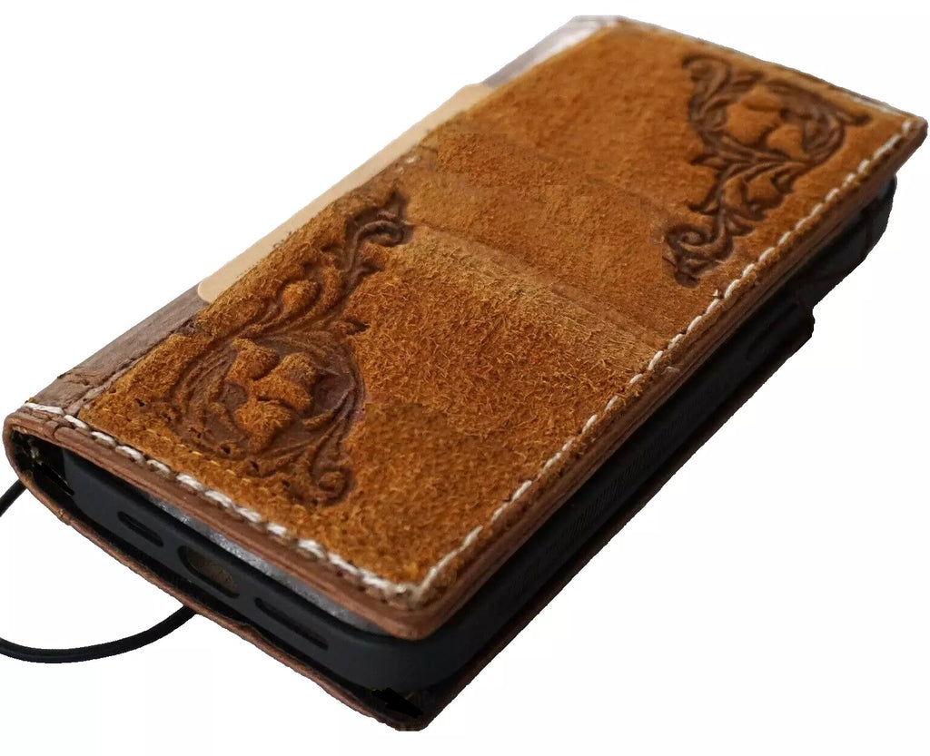 Genuine leather Galaxy S26, S25, S23, S24 Ultra, Note Edge, Z Fold 3-7 case by DAVISCASE in luxury tan with wallet and book cover design.