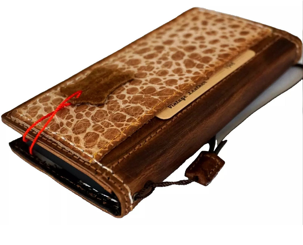 Handmade genuine leather phone case for iPhone 13-16 Pro Max with wallet and removable features, crafted by DAVISCASE.