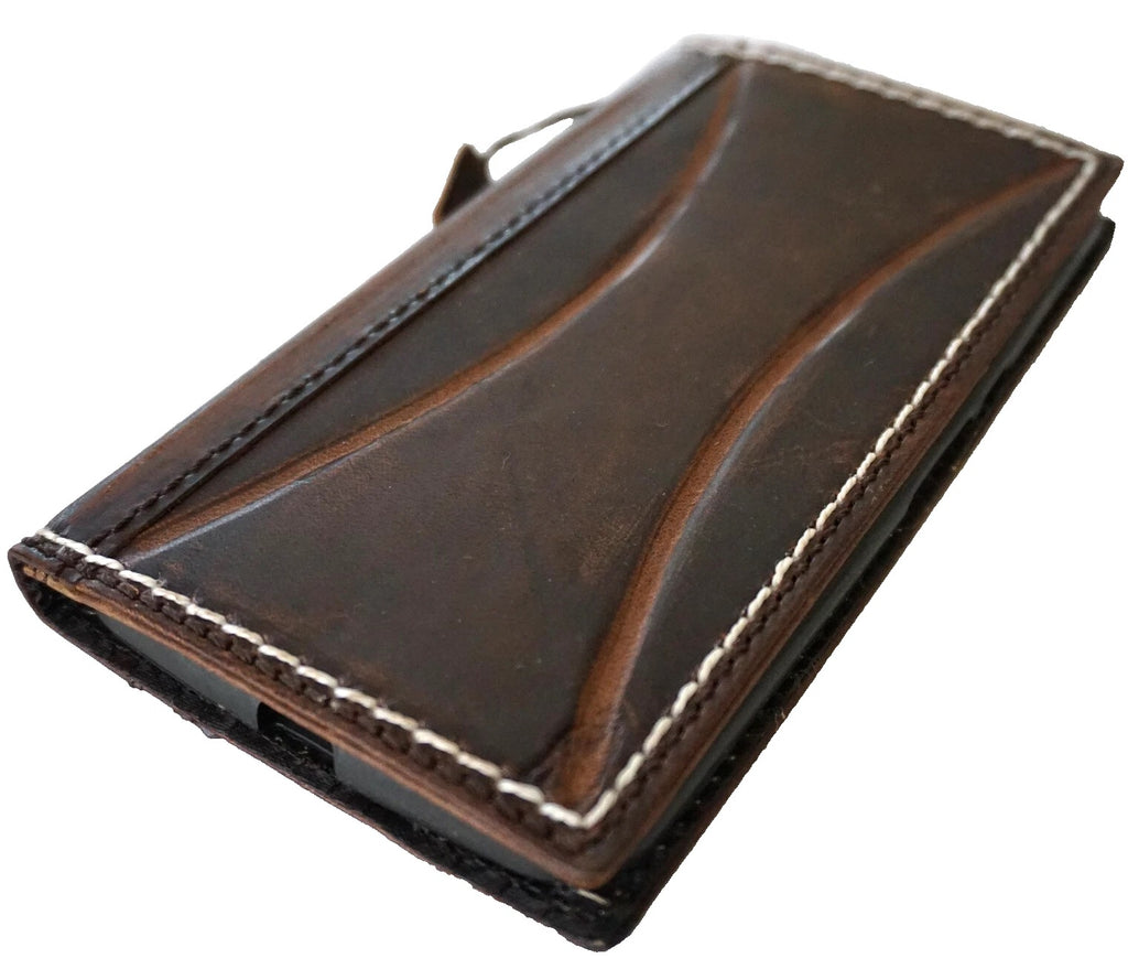 Handmade genuine leather phone case for iPhone XR, XS, 11, 12, 13, 14, 15, 16 Pro Max with removable wallet from DAVISCASE.