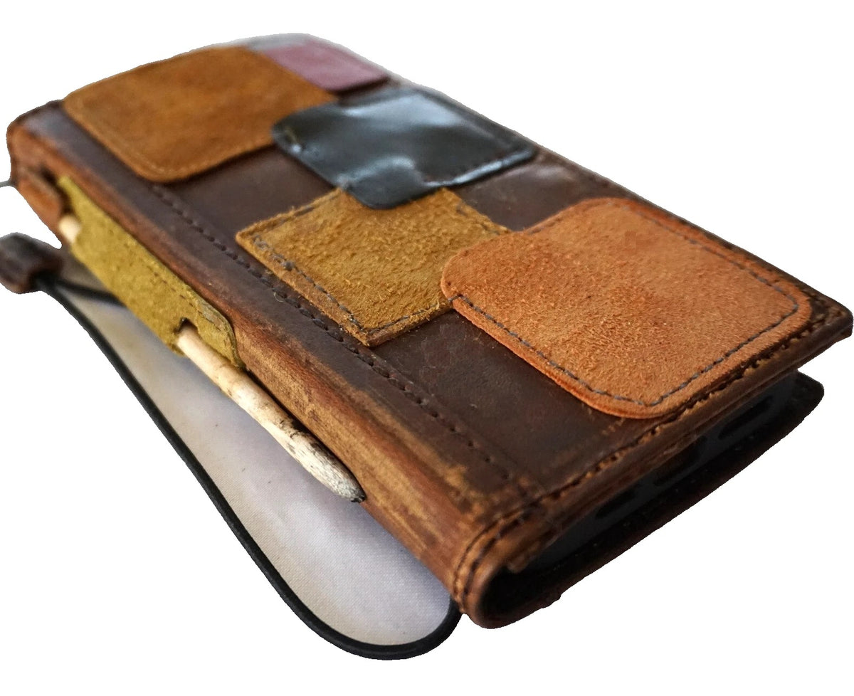 Genuine leather Galaxy S26 S25 S23 S24 S21 S22 Edge Ultra Note FE case with wallet, patches, and Z Fold 3-7 cover by DAVISCASE.