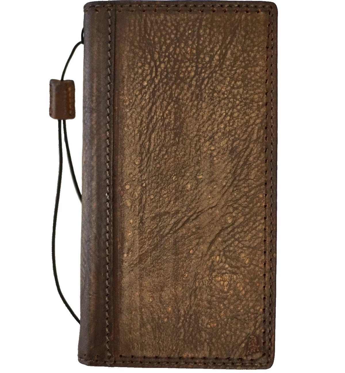 Handmade genuine leather phone case for iPhone 12-17 Pro Max by DAVISCASE, featuring air wallet design and luxury craftsmanship.