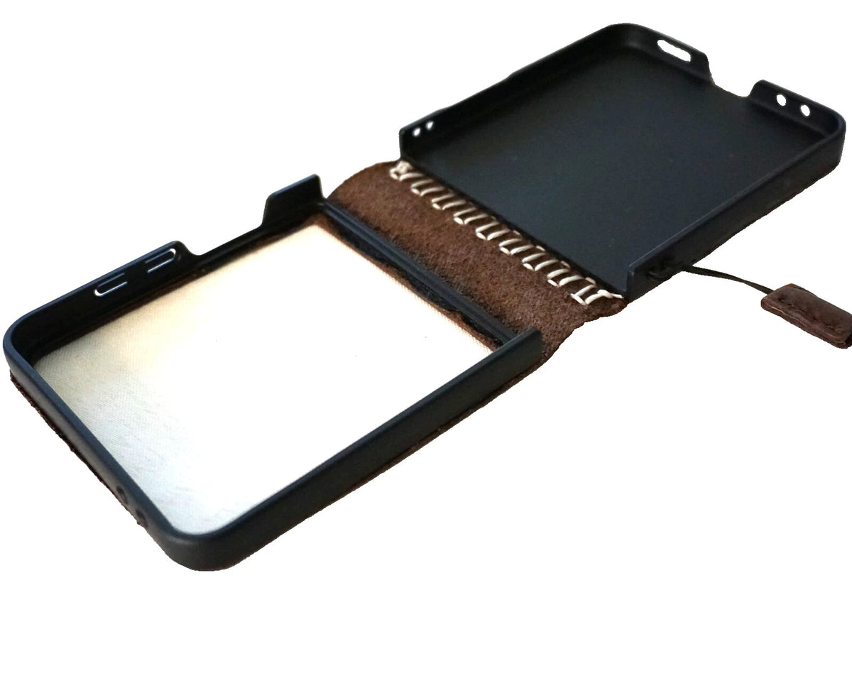 White stitched genuine leather wallet case for Galaxy Z Flip series, handmade by DAVISCASE with wireless charging compatibility.