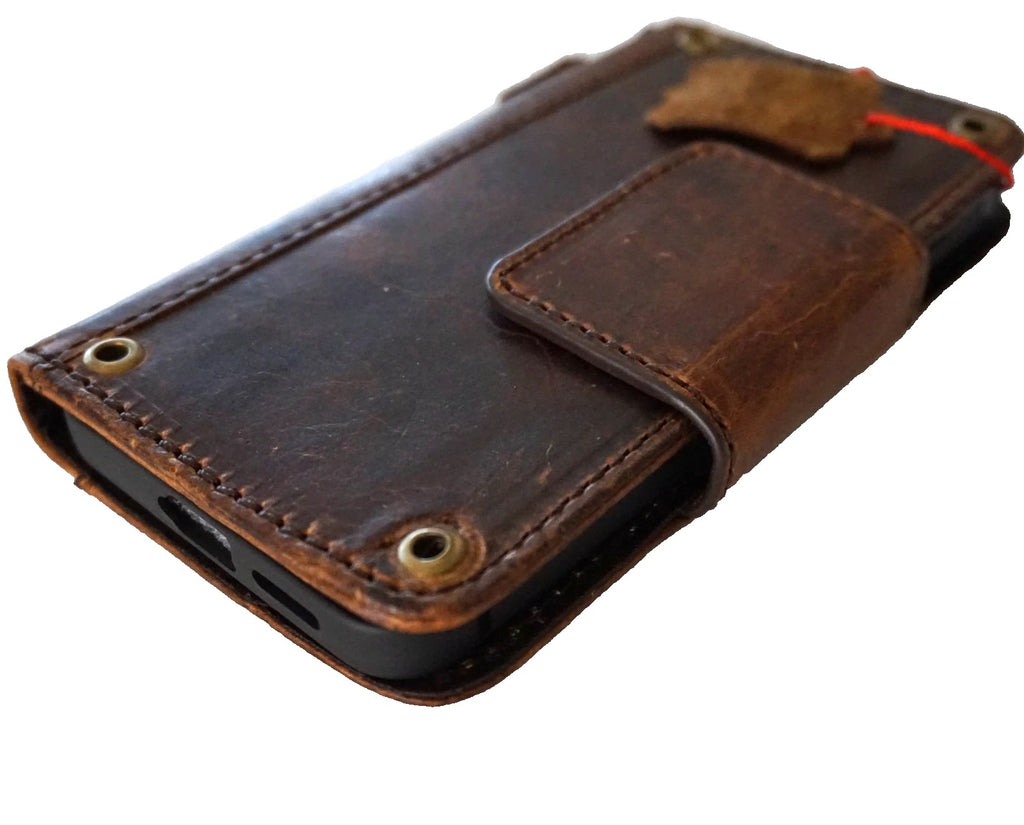 Handmade genuine leather phone case for Apple iPhone 17 to 16 Pro Max with magnetic closure and wallet features, by DAVISCASE.