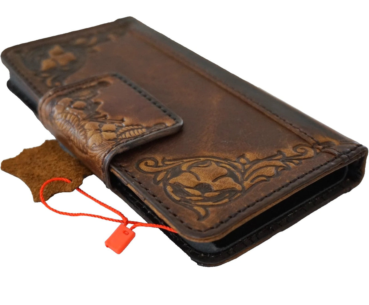 Handmade genuine leather phone case for Galaxy S24, S25, S26, Note, and Fold series by DAVISCASE with wallet and sew details.