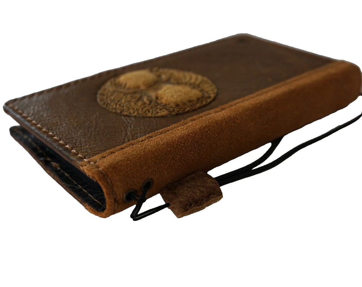 Handmade genuine leather phone case for Galaxy S26, S24, S25 Edge, Fold 3-7 Ultra, with wallet and credit card slots, by DAVISCASE