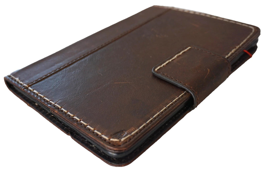 Genuine leather case for Apple iPad Mini 7, 6, 5, 4 Pro by DAVISCASE, handcrafted 9.7-inch luxury cover with sewing details.