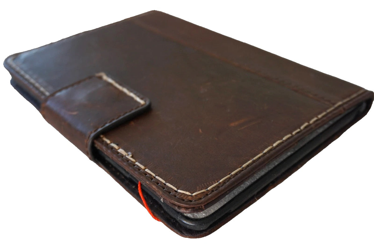 Genuine leather case for Apple iPad Mini 7th generation by DAVISCASE, handmade, luxury cover for 9.7-inch iPad Mini models.