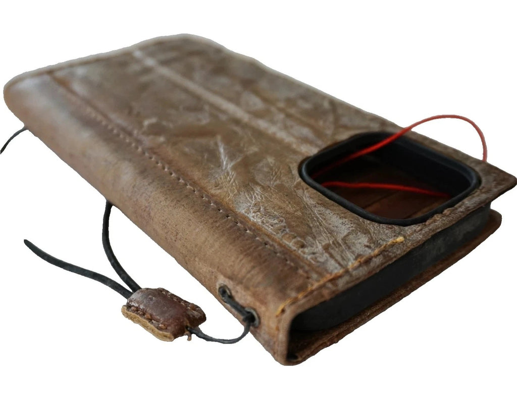 Genuine leather Galaxy S26 S25 S23 S24 Ultra Note Edge FE case with wallet and Z Fold design in luxury tan oiled finish by DAVISCASE.