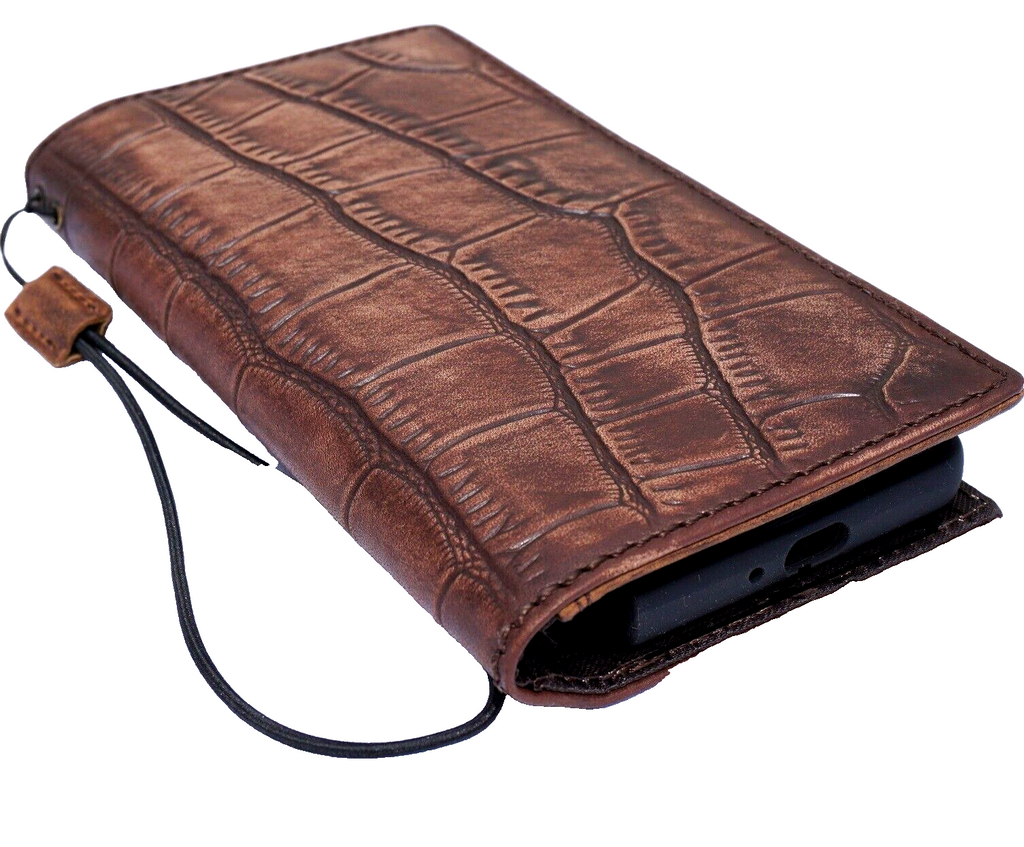 Genuine leather phone case for Samsung Galaxy S and Note series, crocodile vintage Z Fold 3 4 5 6 7 cover by DAVISCASE.