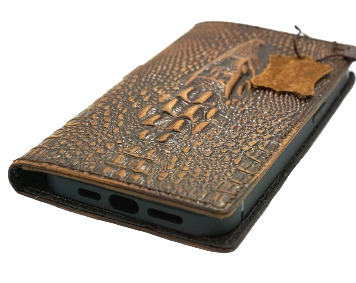Handmade genuine leather wallet case for Galaxy Z Fold 3-7, vintage crocodile style, with credit card slots, by DAVISCASE.