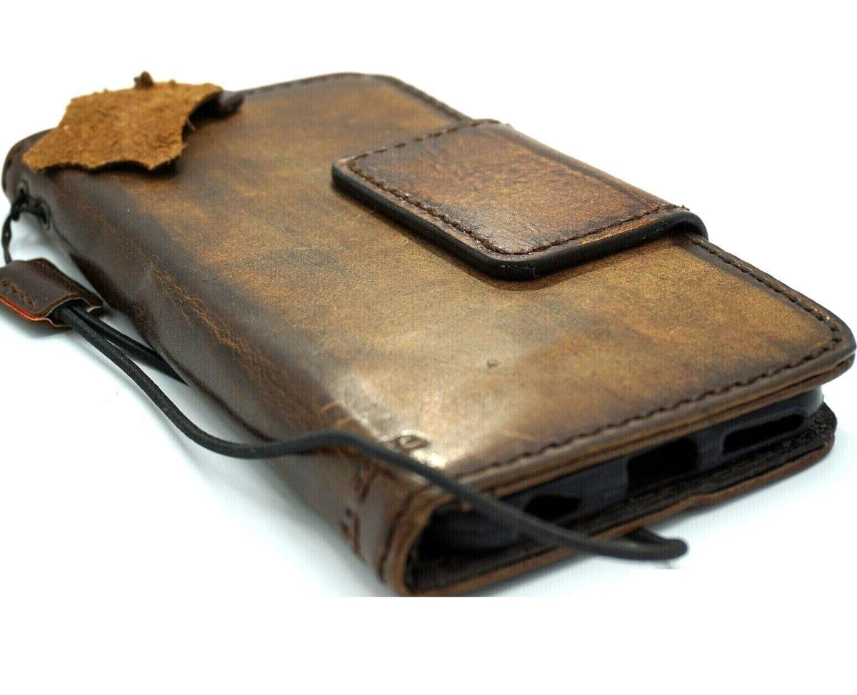 Handmade DAVISCASE leather phone case for Galaxy S series and Note models, featuring a magnetic wallet and fold design.