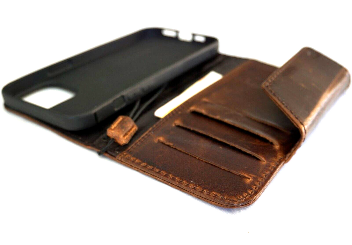 Handmade genuine leather wallet phone case for iPhone 16, 12, 13, 14, 15 Pro Max, with horse-style design by DAVISCASE.