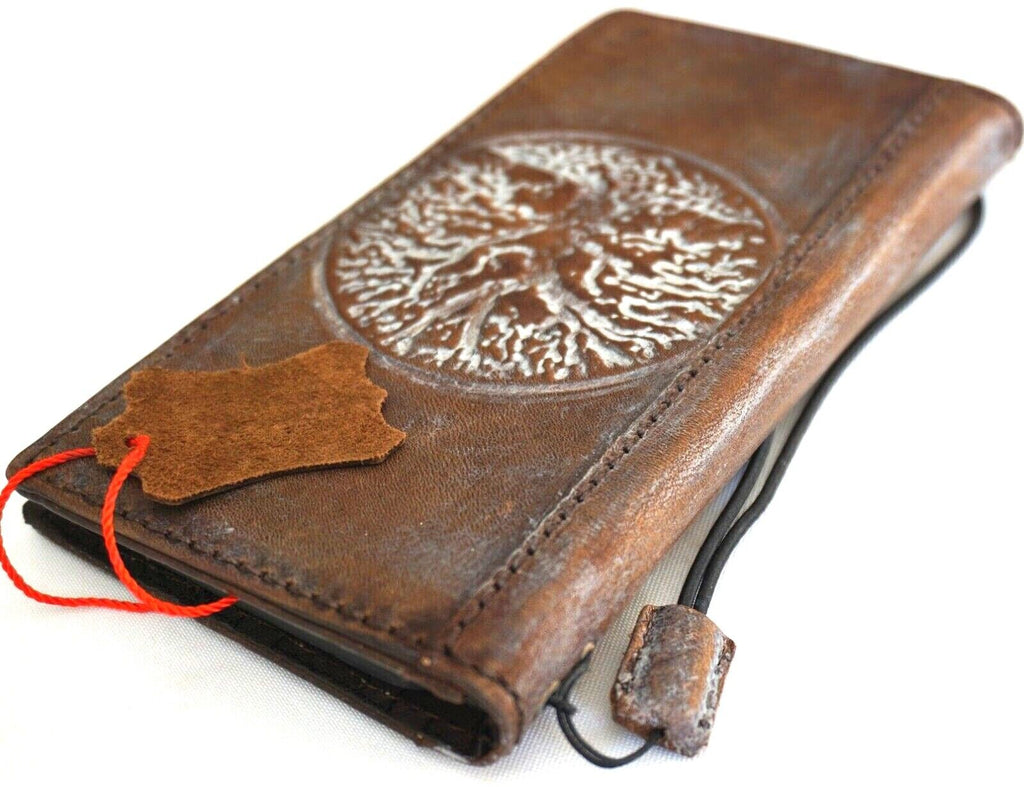 Handmade leather phone case for iPhone 12-16 Pro Max, vintage style with tree of life design, crafted by DAVISCASE.