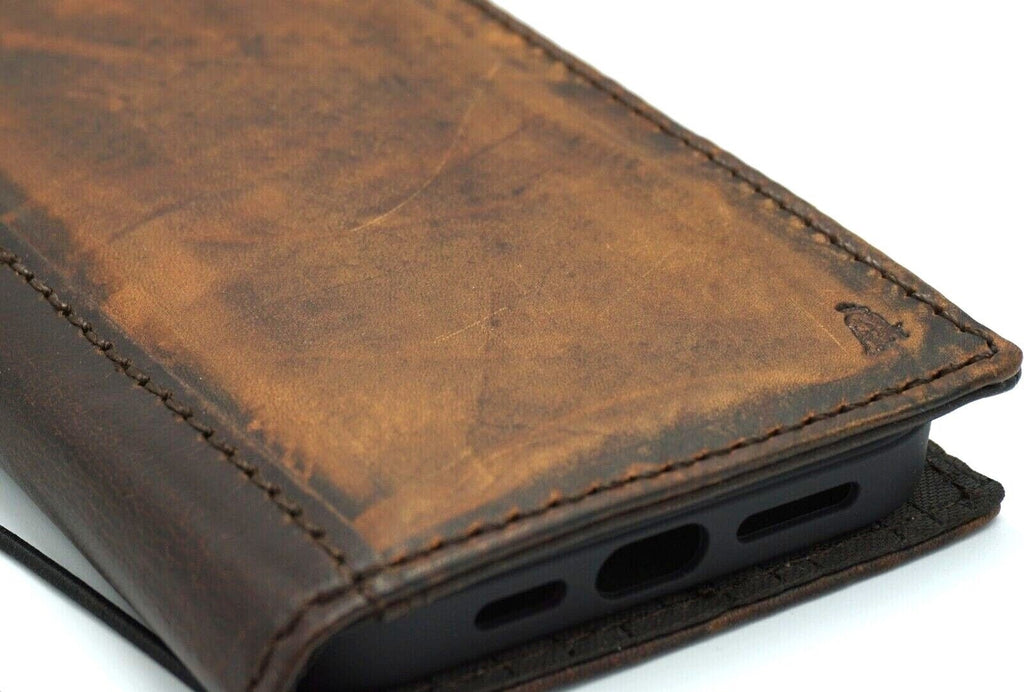 Handmade DAVISCASE genuine leather phone case for iPhone 11-15 Pro Max, featuring vintage style, credit card slots, and full grain leather finish.