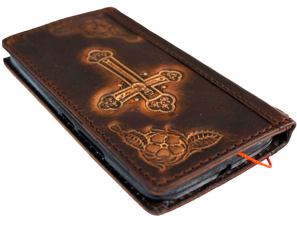 Handmade genuine leather phone case for Apple iPhone 11-15 Pro Max, vintage style with credit card slots, crafted by DAVISCASE