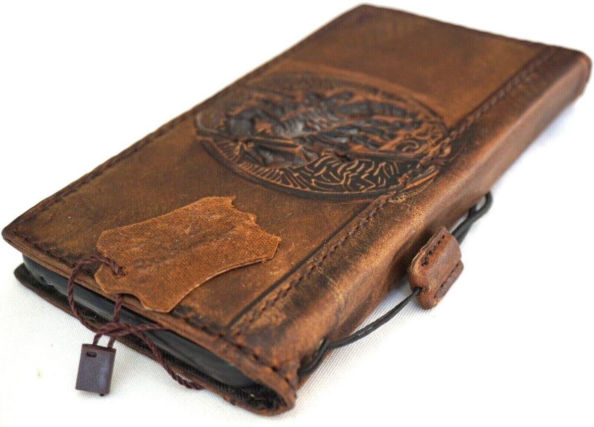 Handmade genuine leather wallet phone case for Galaxy Z Fold 3 4 5 6 7, featuring scorpion craft and oiled, DIY art style.