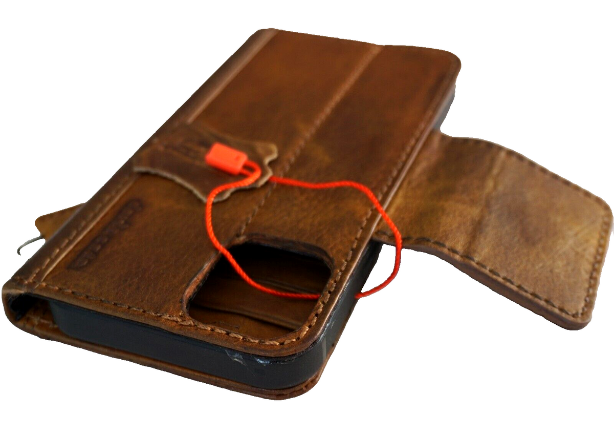 Genuine leather Google Pixel 7 Pro case with wallet design, DavisCase brand, featuring foldable magnetic closure and dog paw details.
