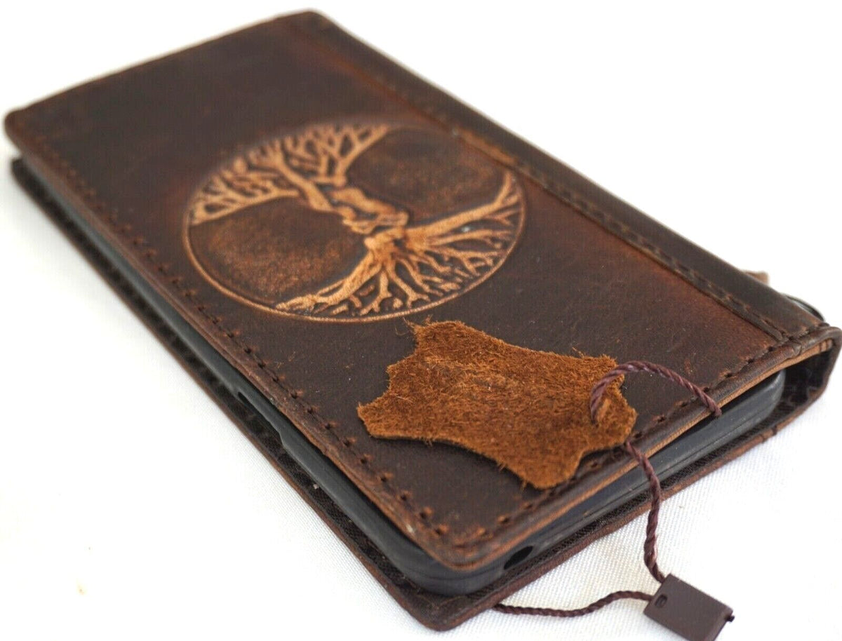 Handmade genuine leather phone case for iPhone 12-16 Pro Max, 8 Plus, SE, with Tree of Life design by DAVISCASE.