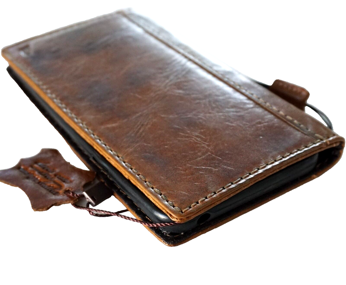 Handmade genuine leather phone case by DAVISCASE for iPhone 11-15 Pro Max, with shark smoked leather finish and wallet-style design.