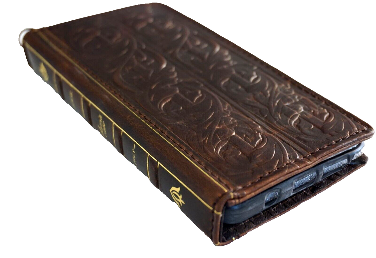 Handmade genuine leather phone case for iPhone 12-17 Pro Max and Air 8 Plus, crafted by DAVISCASE with a wallet-style design.