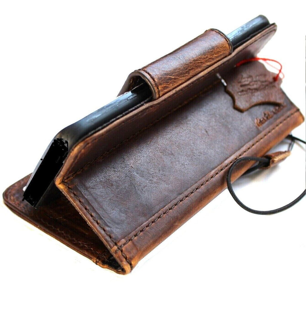 Handmade genuine leather phone case by DAVISCASE for Galaxy S24 Ultra, Note 20, A71, A51, with vintage wallet and magnetic closure.