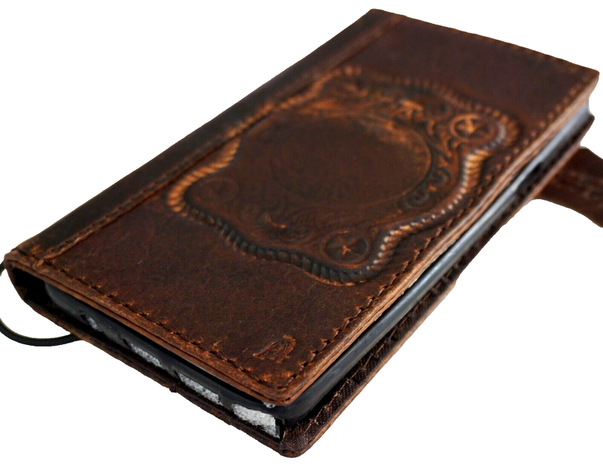 DAVISCASE genuine leather phone case for iPhone 11-15 Pro Max, vintage tan, handcrafted, embossed wallet-style, full grain luxury design