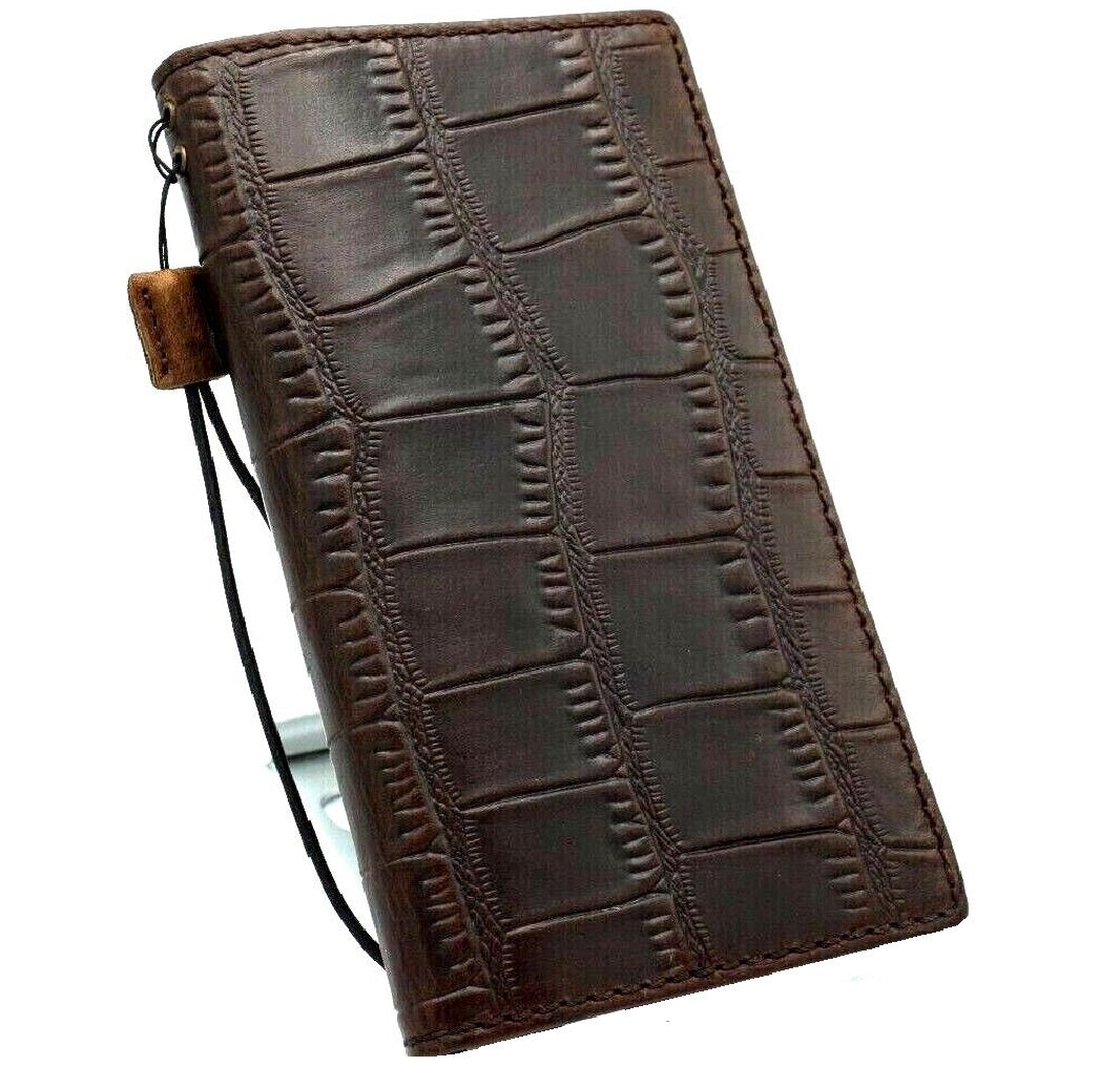 Handmade genuine leather phone case for Samsung Galaxy S26, S22, S23, S24, S25 Edge, Z Fold 3-7 with wallet and crocodile style texture.