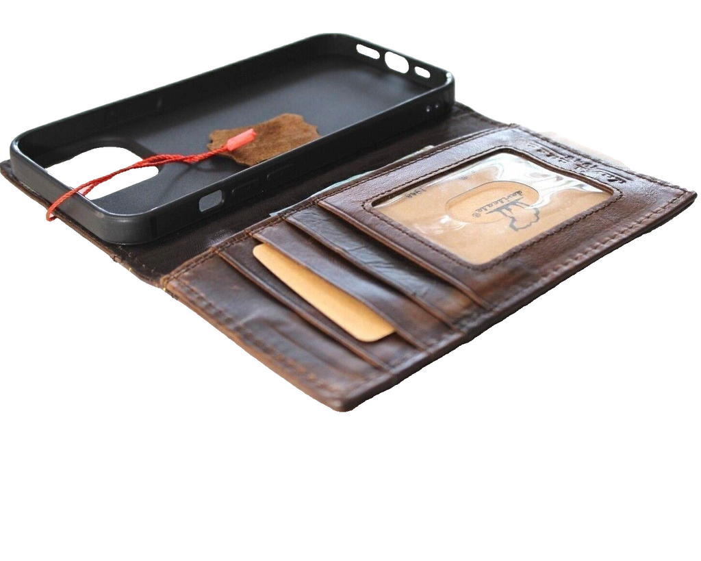 Handmade genuine leather wallet phone case for Galaxy Z Fold 3-7, featuring scorpion craft and oil finish by DAVISCASE.