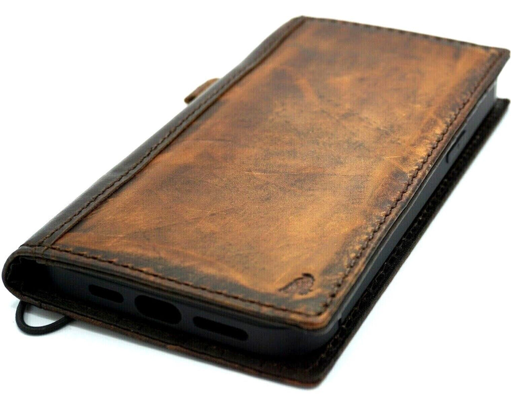 Genuine leather Google Pixel 7 Pro case by DAVISCASE featuring wallet design, book style, rustic finish, and stand functionality.