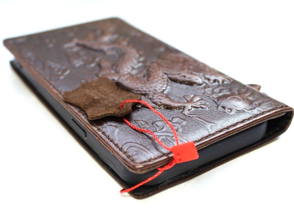 Handmade leather phone case for Samsung Galaxy S22, S21, Note series, and A series, with vintage art wallet design by DAVISCASE.