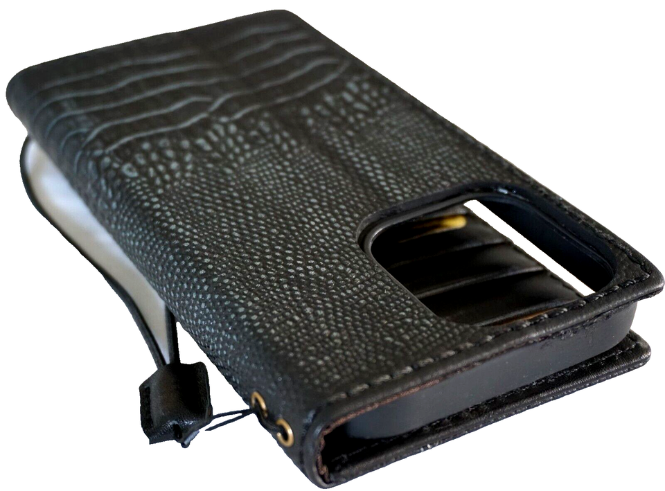 Handmade DAVISCASE leather phone case with vintage crocodile design for Galaxy S21, A53, Note FE, and A71 in black full grain style.