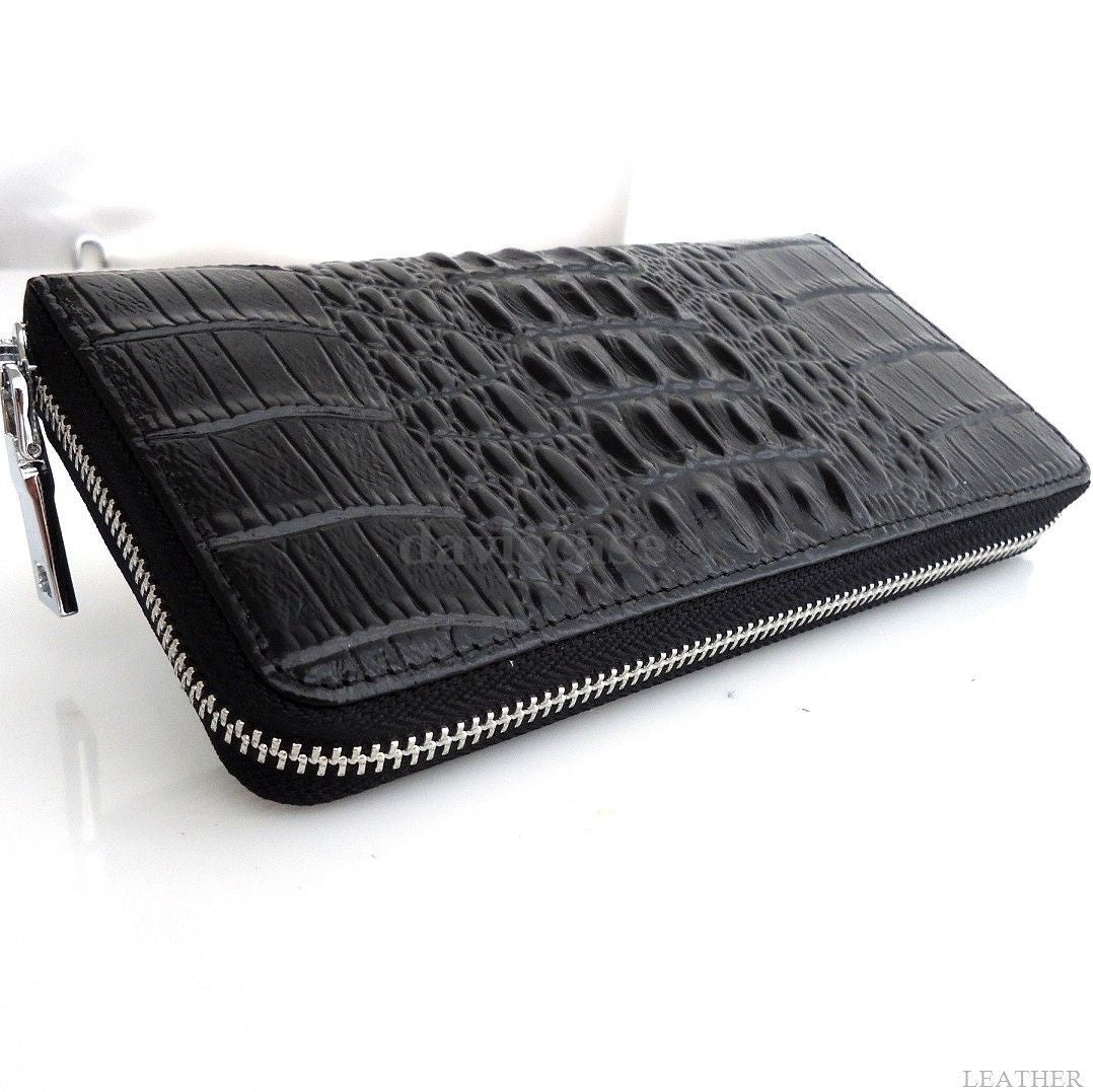 Genuine leather women's tote wallet with zipper, crocodile pattern, from DAVISCASE, featuring coin compartment and spacious design.